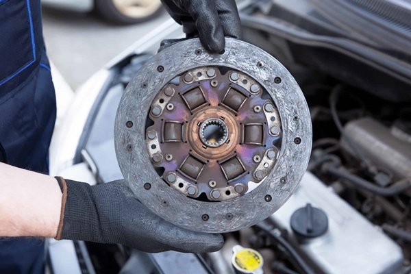 How Much Does it Cost to Replace a Clutch?